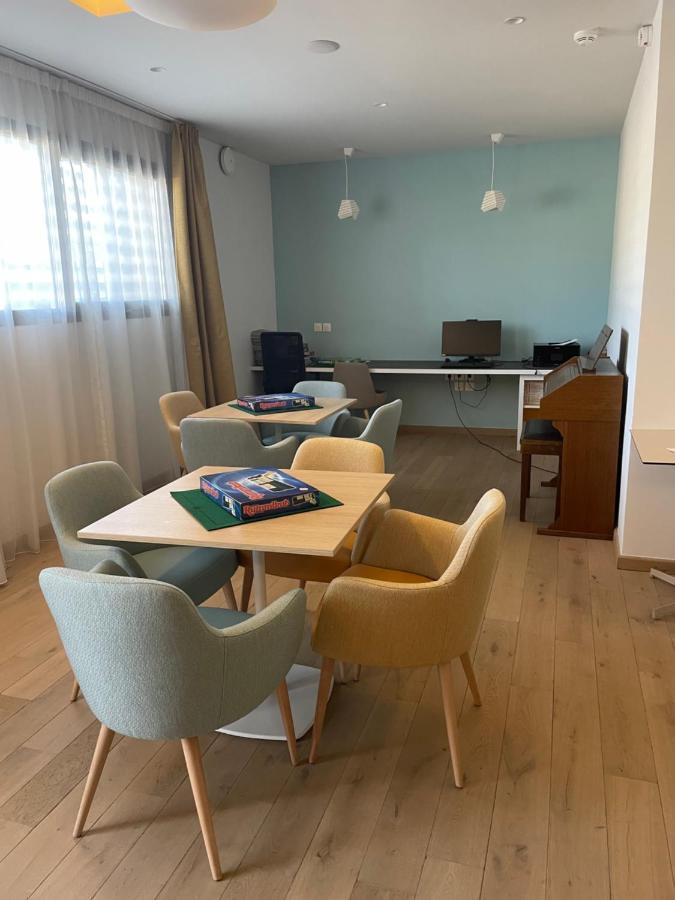 Domitys Les Tourmalines Aparthotel Carpentras Exterior foto