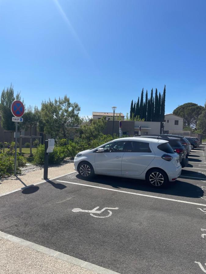 Domitys Les Tourmalines Aparthotel Carpentras Exterior foto